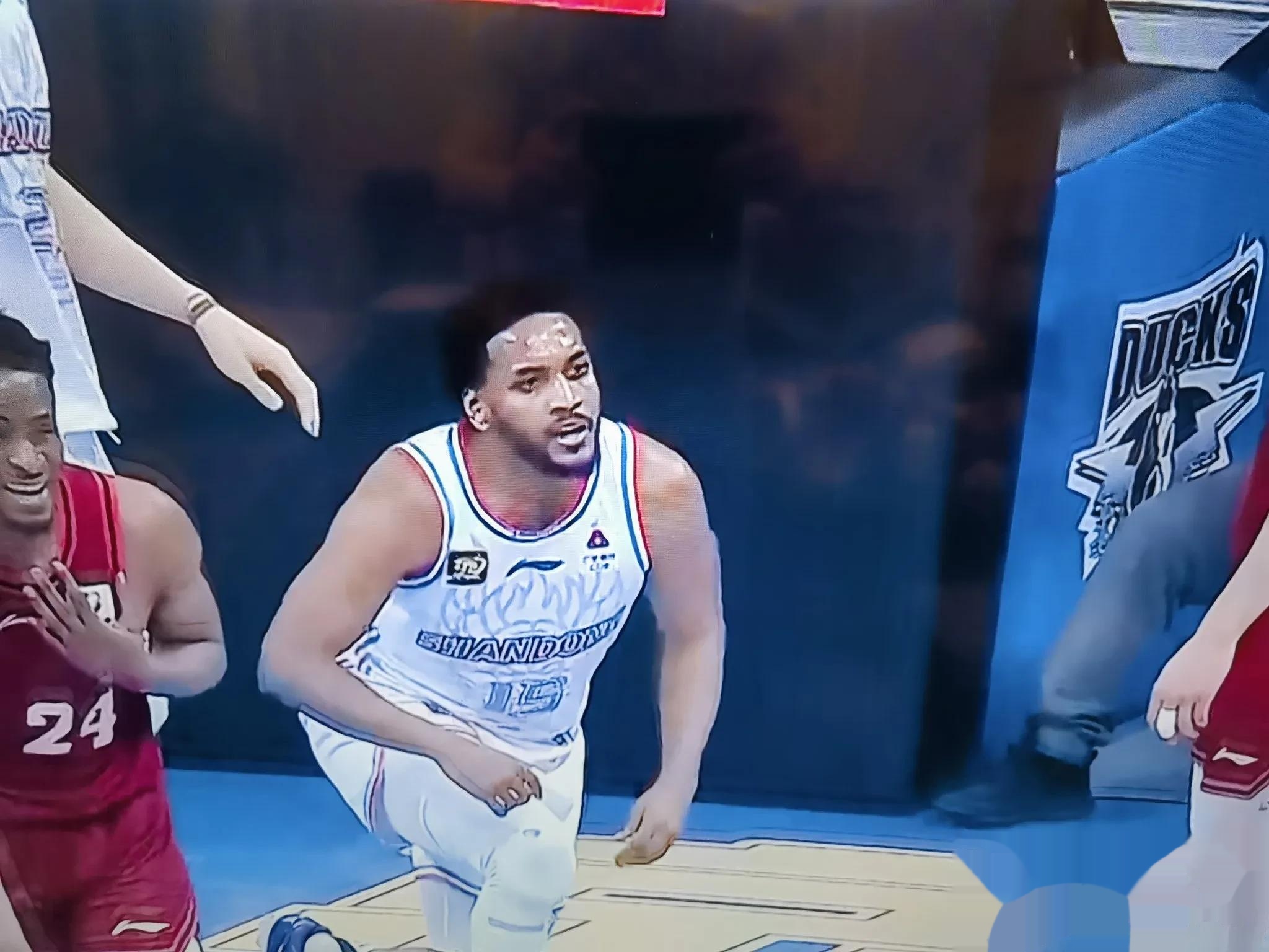 包含里程碑夜山东男篮绝杀压哨，CBA常规赛加时末段刷纪录，引发热议，阵容厚度经受考验的词条-开云娱乐